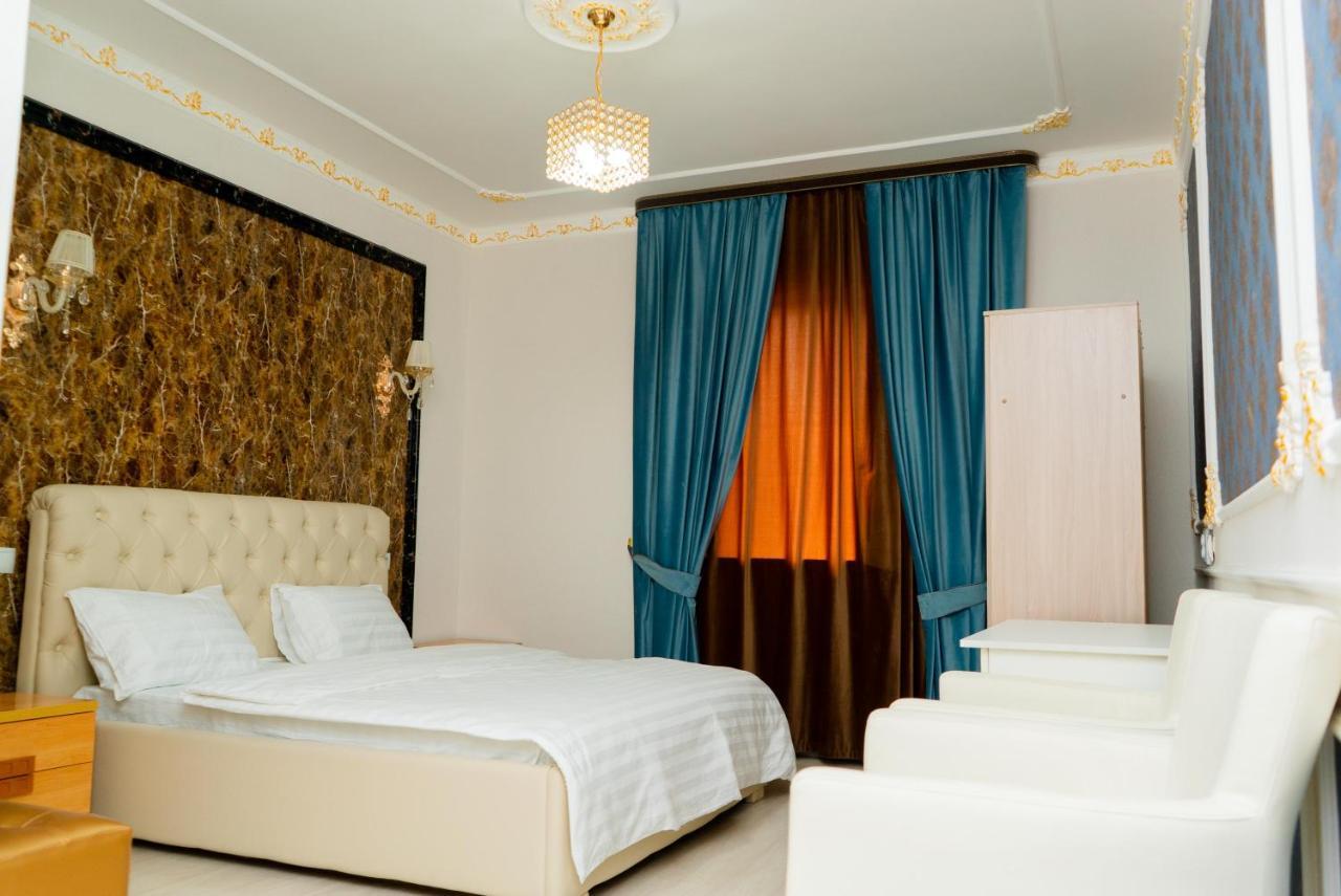 Antalya Hotell Zaozernyy Exteriör bild